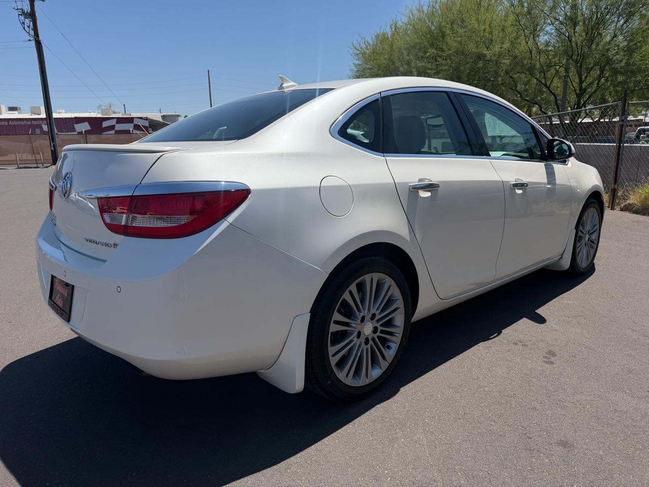 Buick Verano 4dr Sdn Premium Group 2014