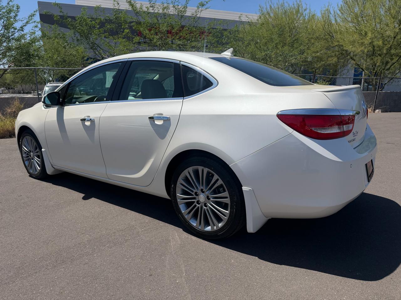 Buick Verano 4dr Sdn Premium Group 2014