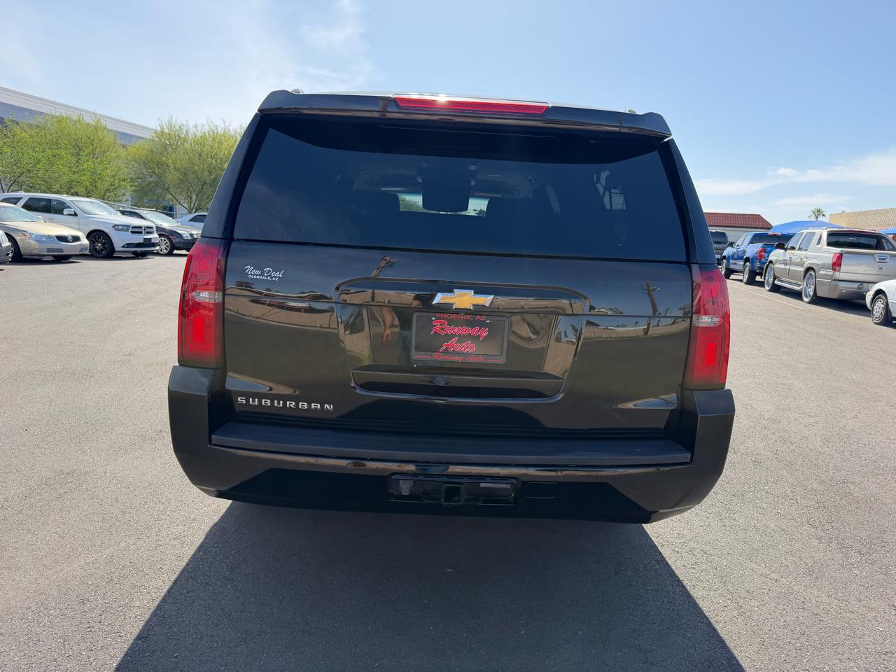 Chevrolet Suburban 2WD 4dr 1500 LT 2017