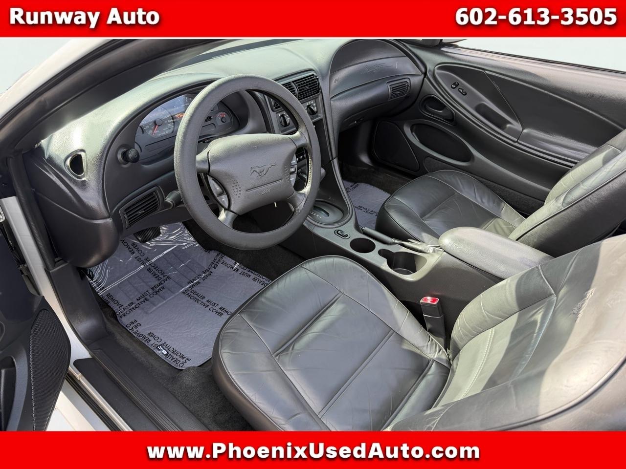 Ford Mustang 2dr Convertible Premium 2001