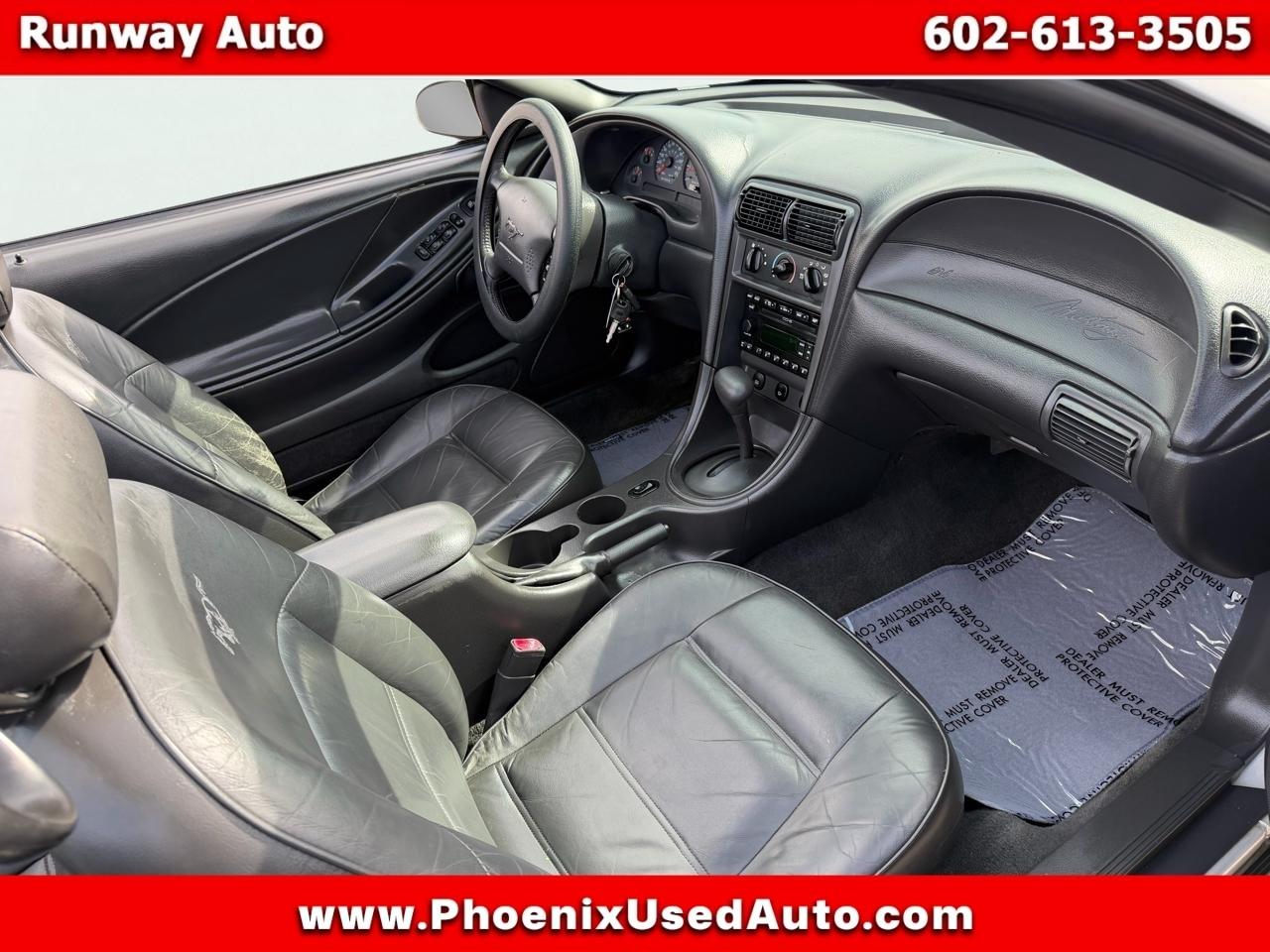 Ford Mustang 2dr Convertible Premium 2001