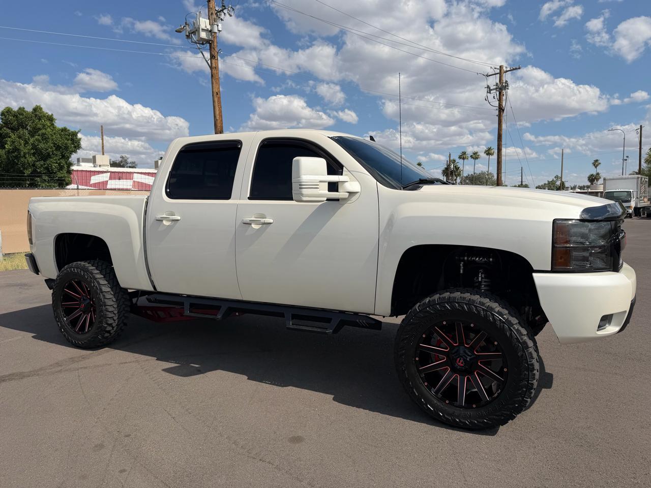 Chevrolet Silverado 1500 4WD Crew Cab 143.5" LTZ 2013