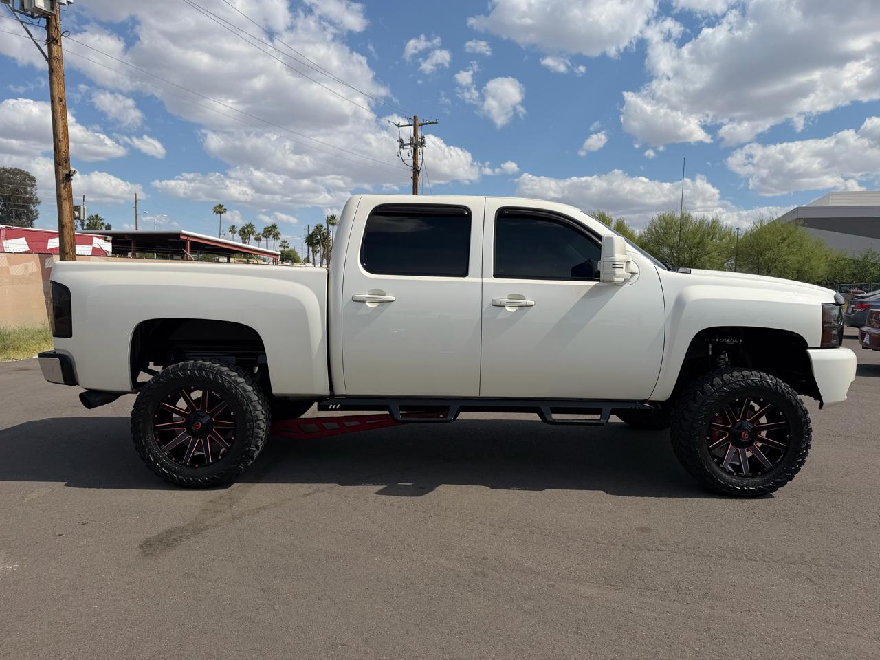 Chevrolet Silverado 1500 4WD Crew Cab 143.5" LTZ 2013