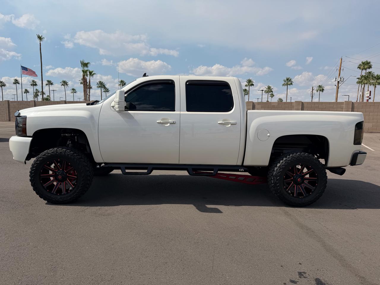 Chevrolet Silverado 1500 4WD Crew Cab 143.5" LTZ 2013