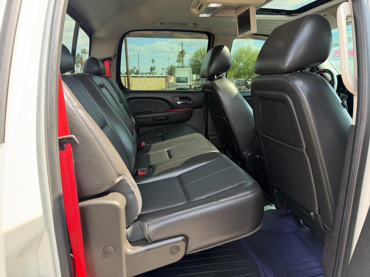 Chevrolet Silverado 1500 4WD Crew Cab 143.5" LTZ 2013