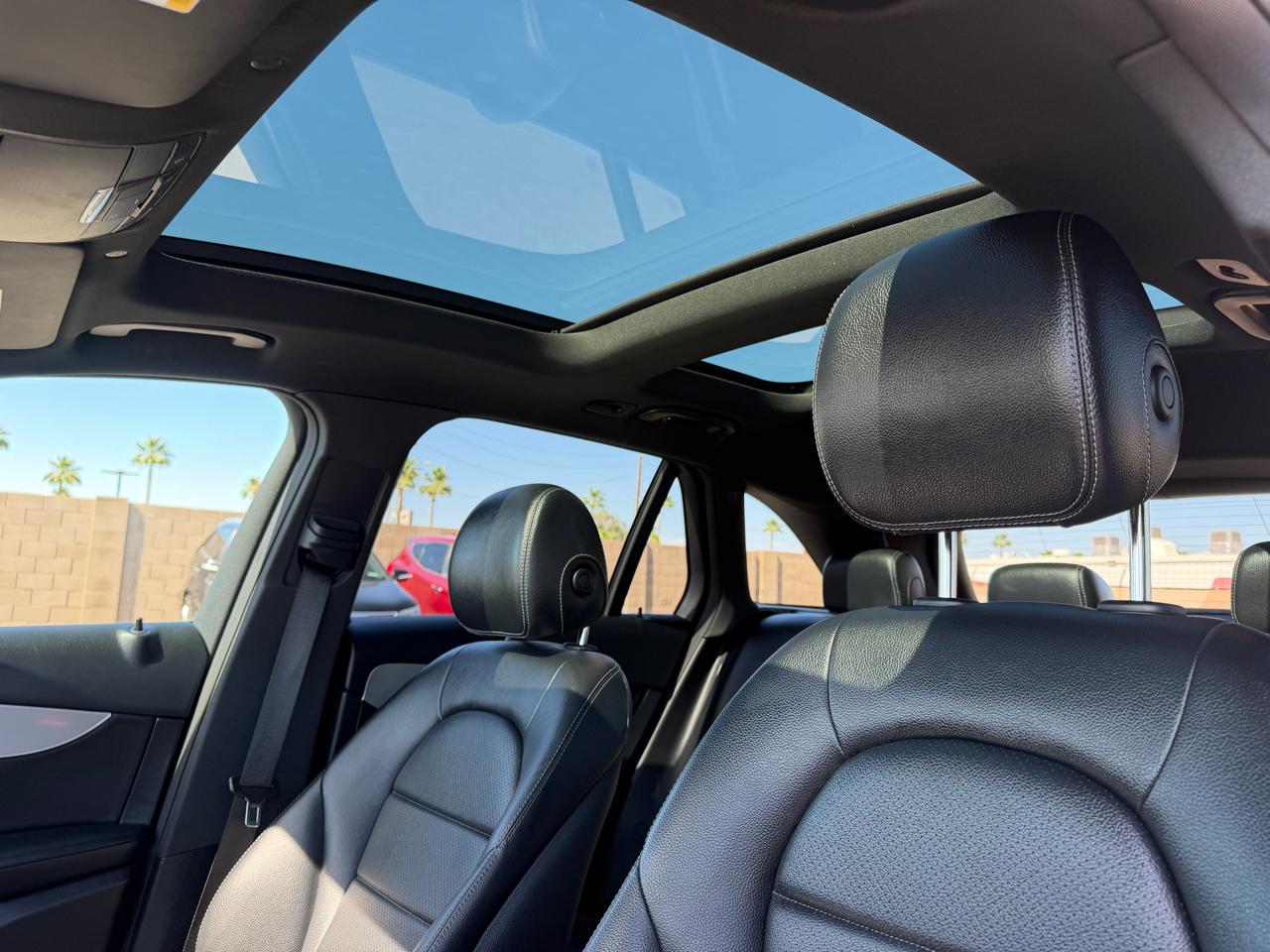 Mercedes-Benz GLC GLC 300 SUV 2021