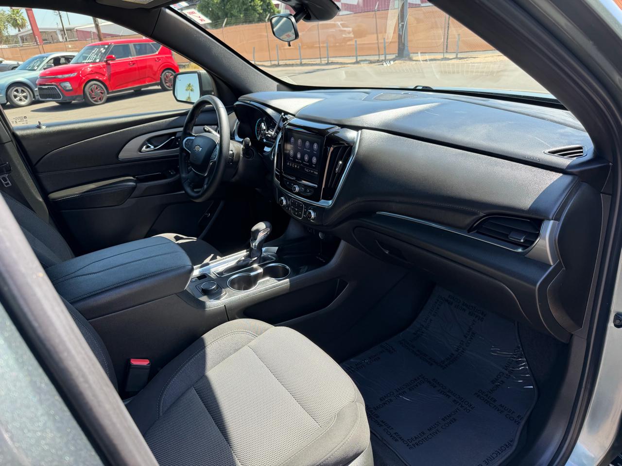 Chevrolet Traverse FWD 4dr LT Cloth w/1LT 2023