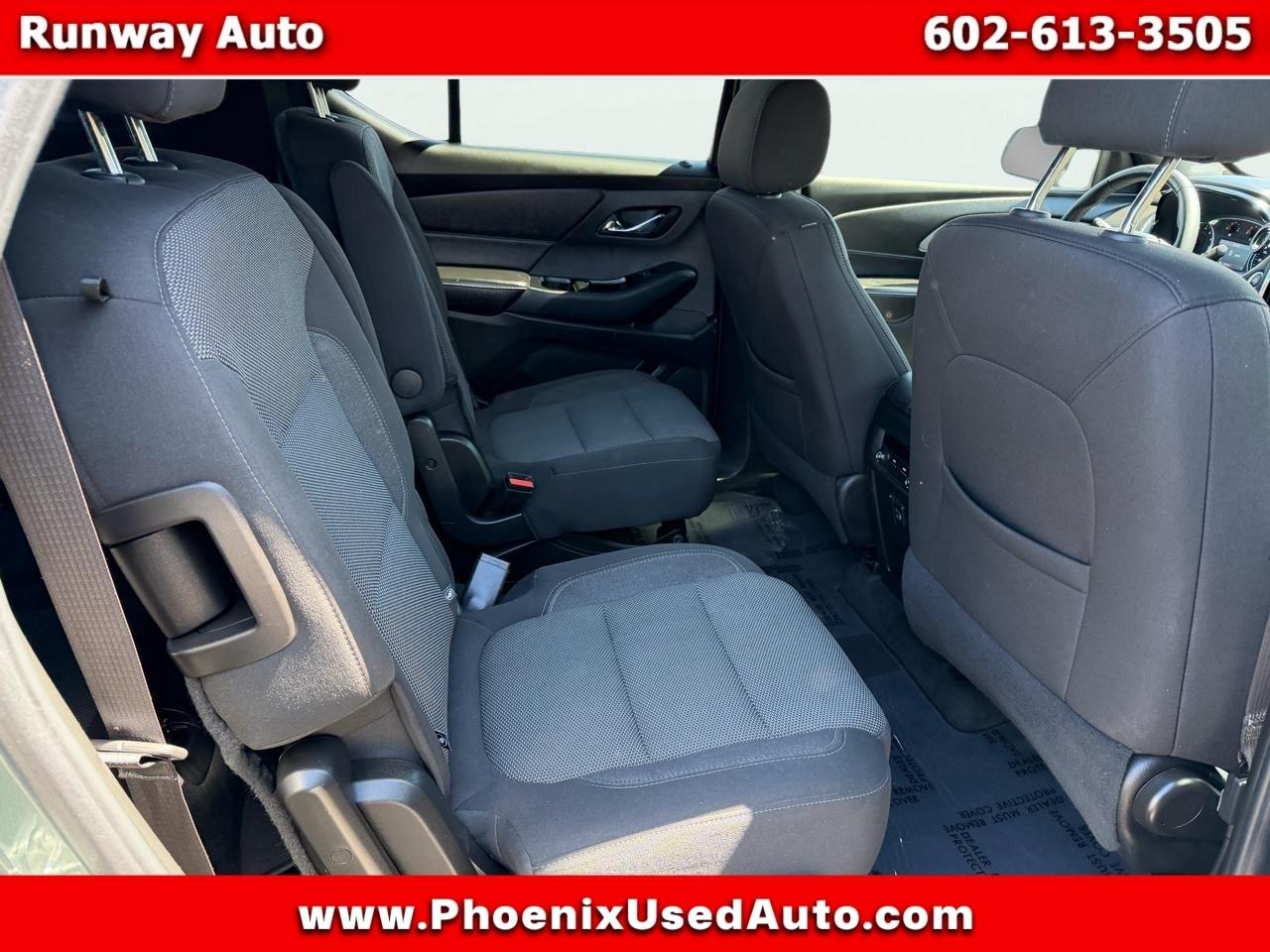 Chevrolet Traverse FWD 4dr LT Cloth w/1LT 2023