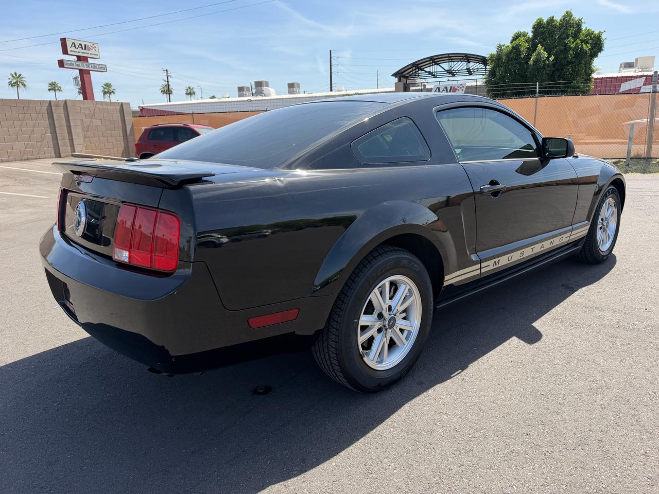 Ford Mustang 2dr Cpe Premium 2008