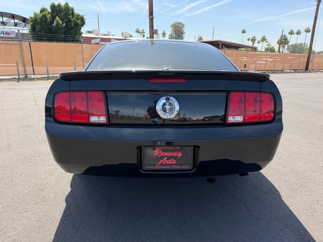 Ford Mustang 2dr Cpe Premium 2008