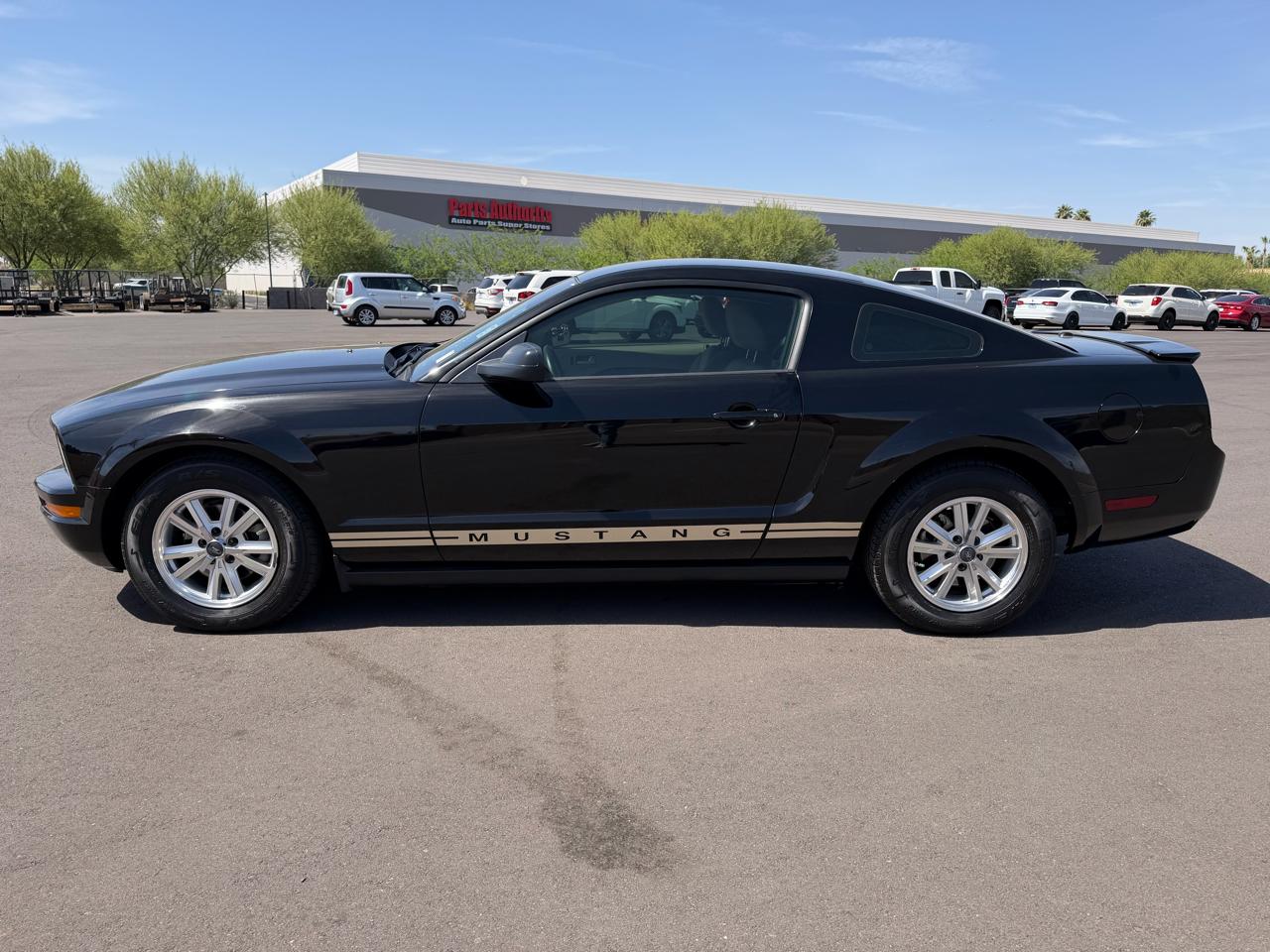 Ford Mustang 2dr Cpe Premium 2008