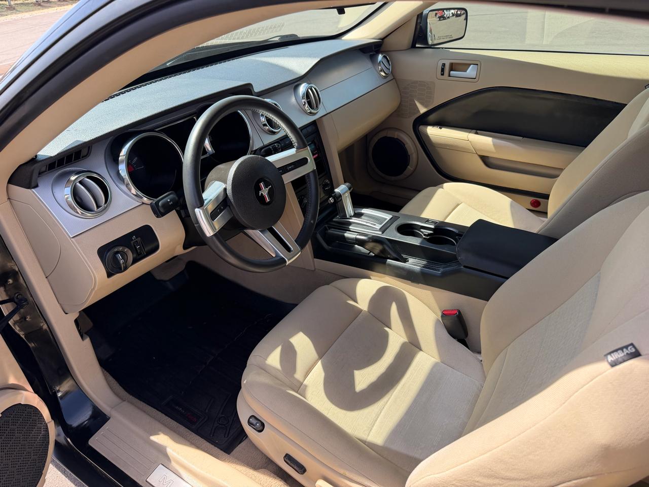 Ford Mustang 2dr Cpe Premium 2008