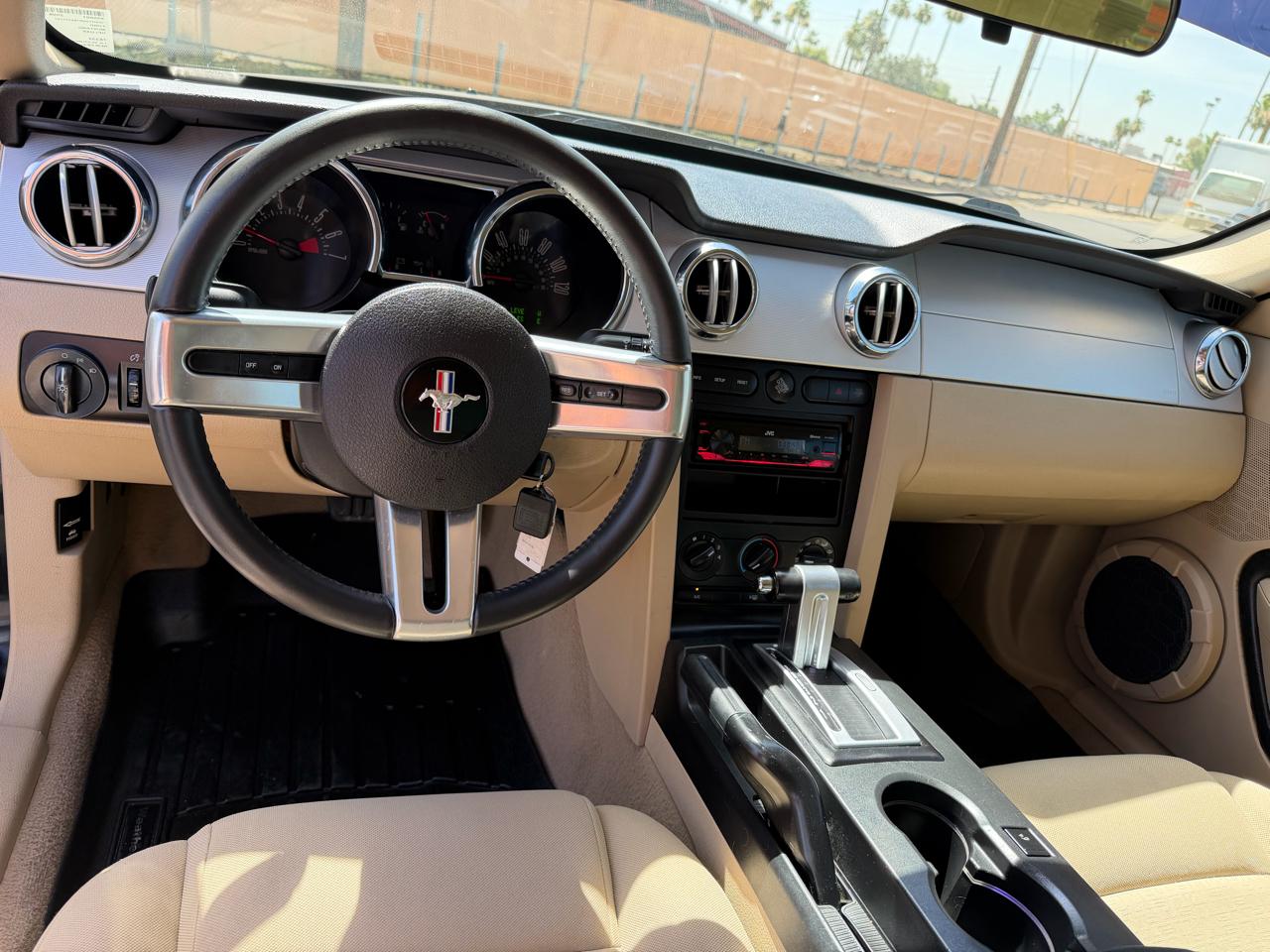 Ford Mustang 2dr Cpe Premium 2008