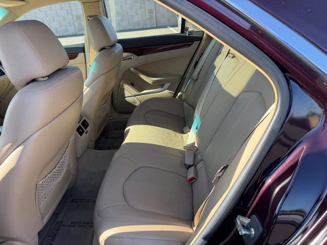 Cadillac CTS 4dr Sdn AWD w/1SB 2008