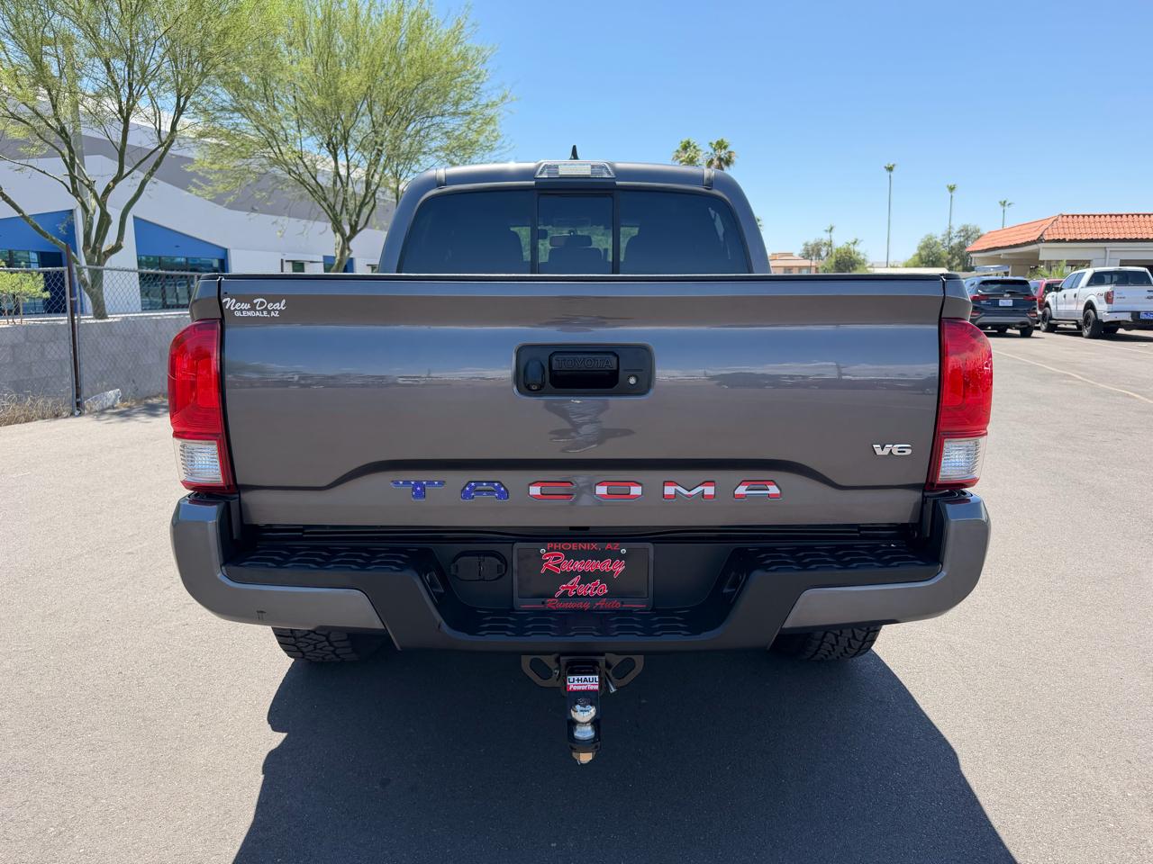Toyota Tacoma 4WD Double Cab V6 MT TRD Off Road (Natl) 2016
