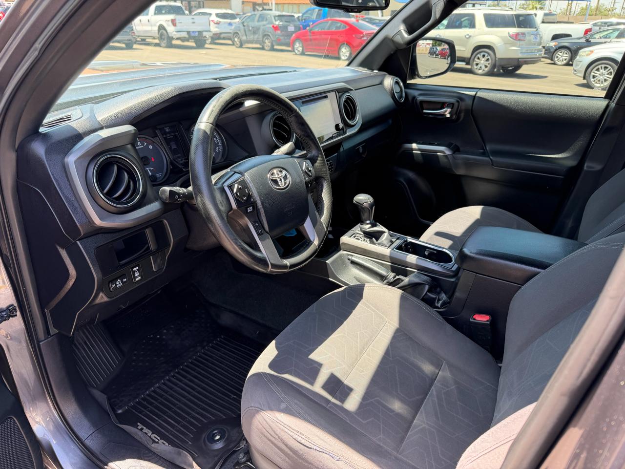 Toyota Tacoma 4WD Double Cab V6 MT TRD Off Road (Natl) 2016