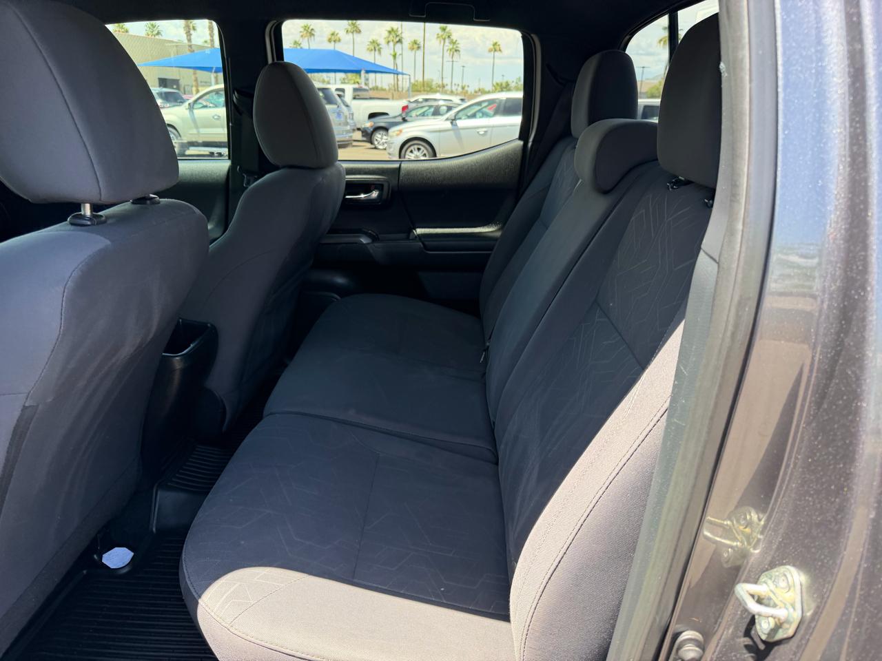 Toyota Tacoma 4WD Double Cab V6 MT TRD Off Road (Natl) 2016