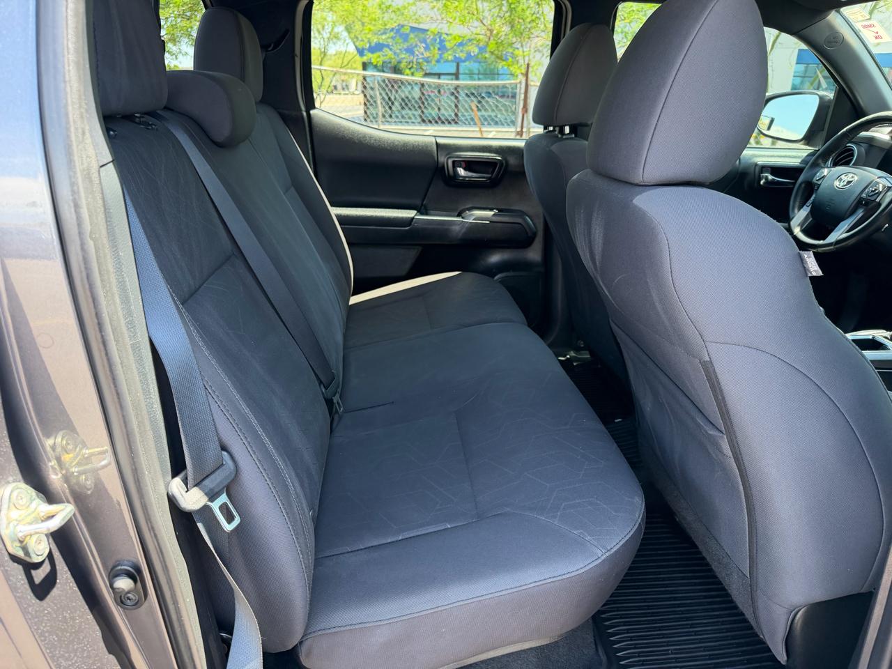 Toyota Tacoma 4WD Double Cab V6 MT TRD Off Road (Natl) 2016