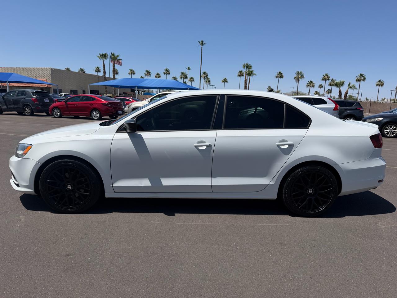 Volkswagen Jetta Sedan 4dr Auto 1.8T Sport PZEV 2016