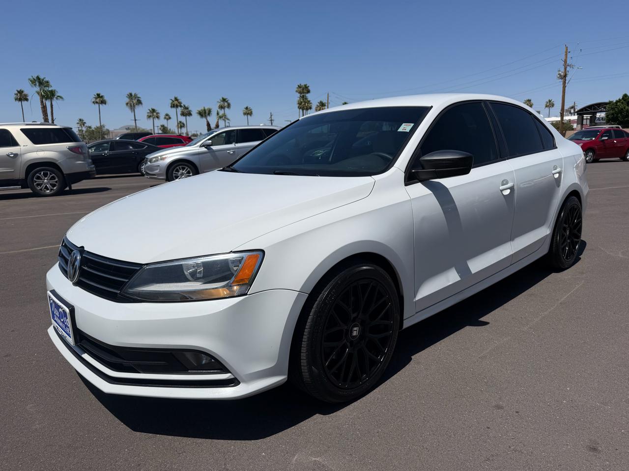 Volkswagen Jetta Sedan 4dr Auto 1.8T Sport PZEV 2016