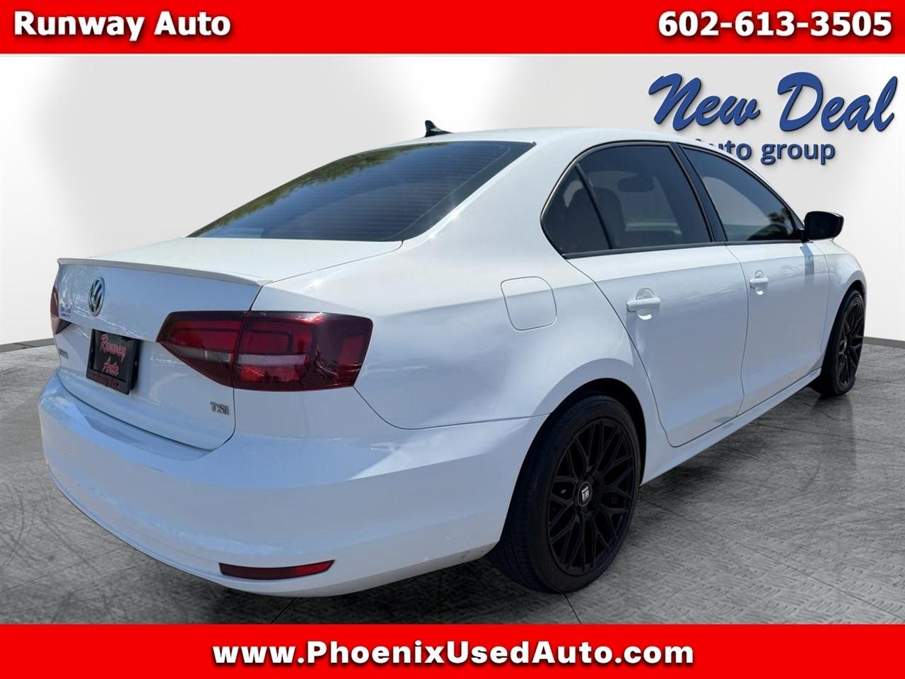 Volkswagen Jetta Sedan 4dr Auto 1.8T Sport PZEV 2016