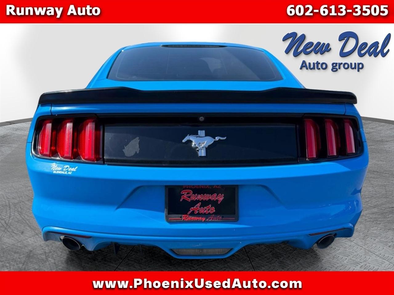 Ford Mustang V6 Fastback 2017