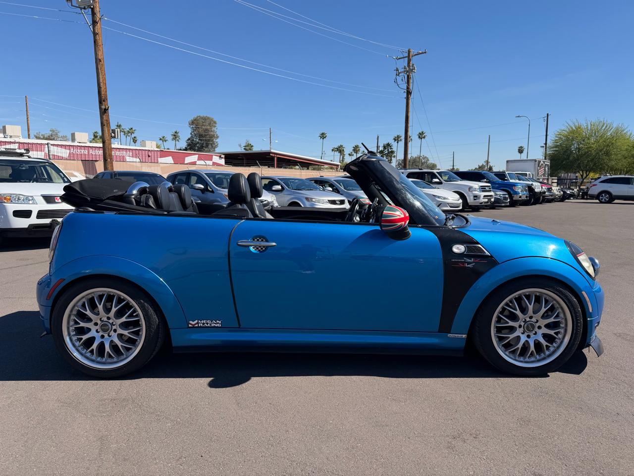 MINI Cooper Convertible 2dr S 2010