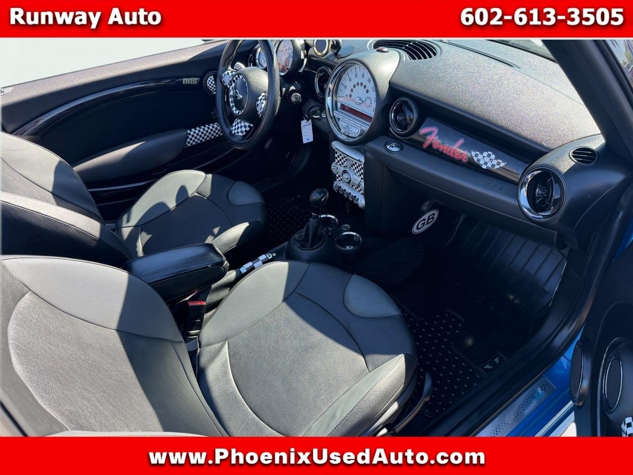 MINI Cooper Convertible 2dr S 2010
