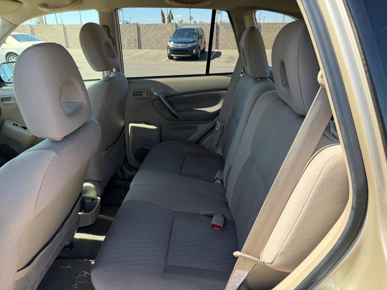 Toyota RAV4 4dr Manual (Natl) 2005