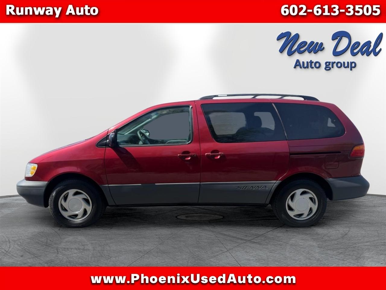 Toyota Sienna 5dr XLE 2000