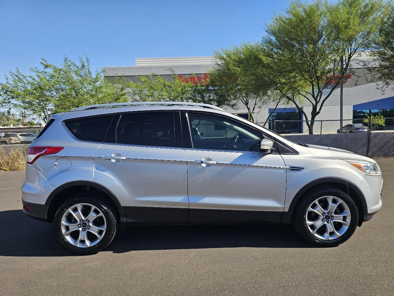 Ford Escape FWD 4dr Titanium 2016