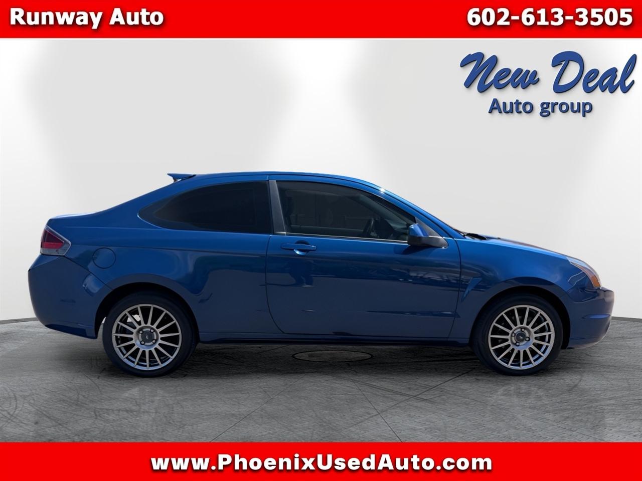 Ford Focus 2dr Cpe SES 2009