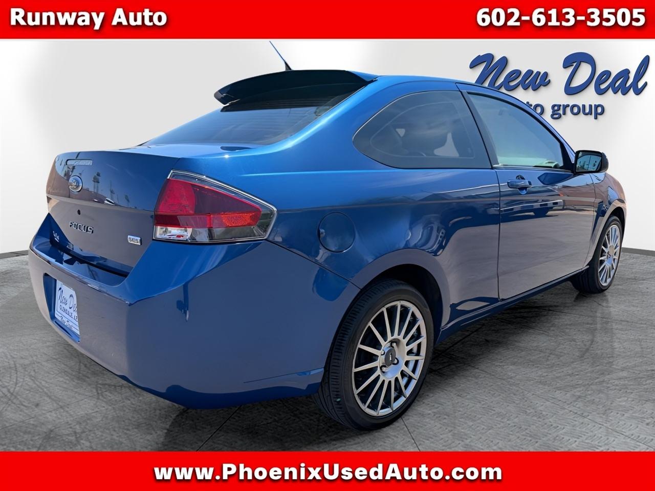 Ford Focus 2dr Cpe SES 2009