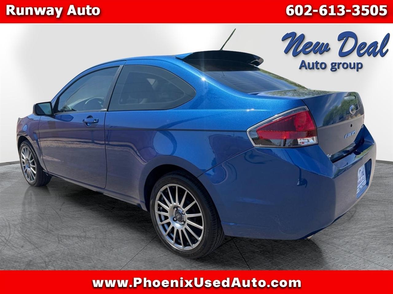 Ford Focus 2dr Cpe SES 2009
