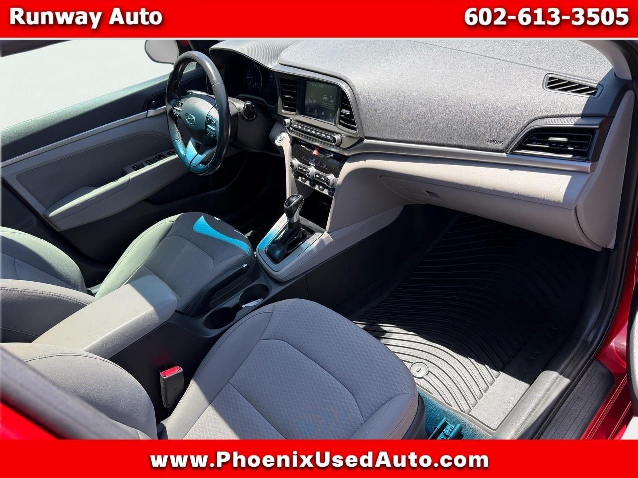 Hyundai Elantra Value Edition IVT 2020