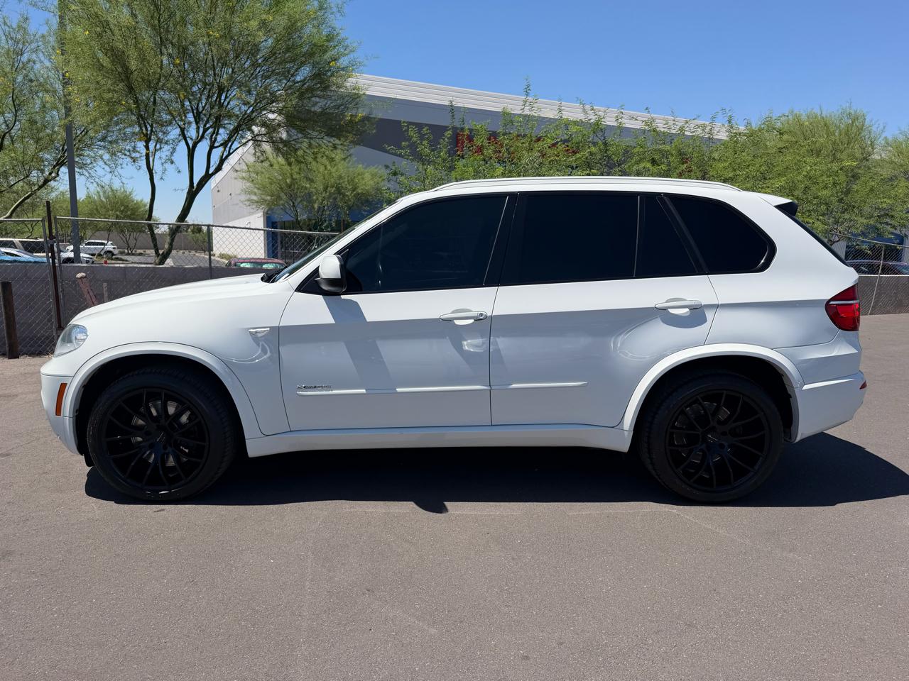 BMW X5 AWD 4dr xDrive50i 2013