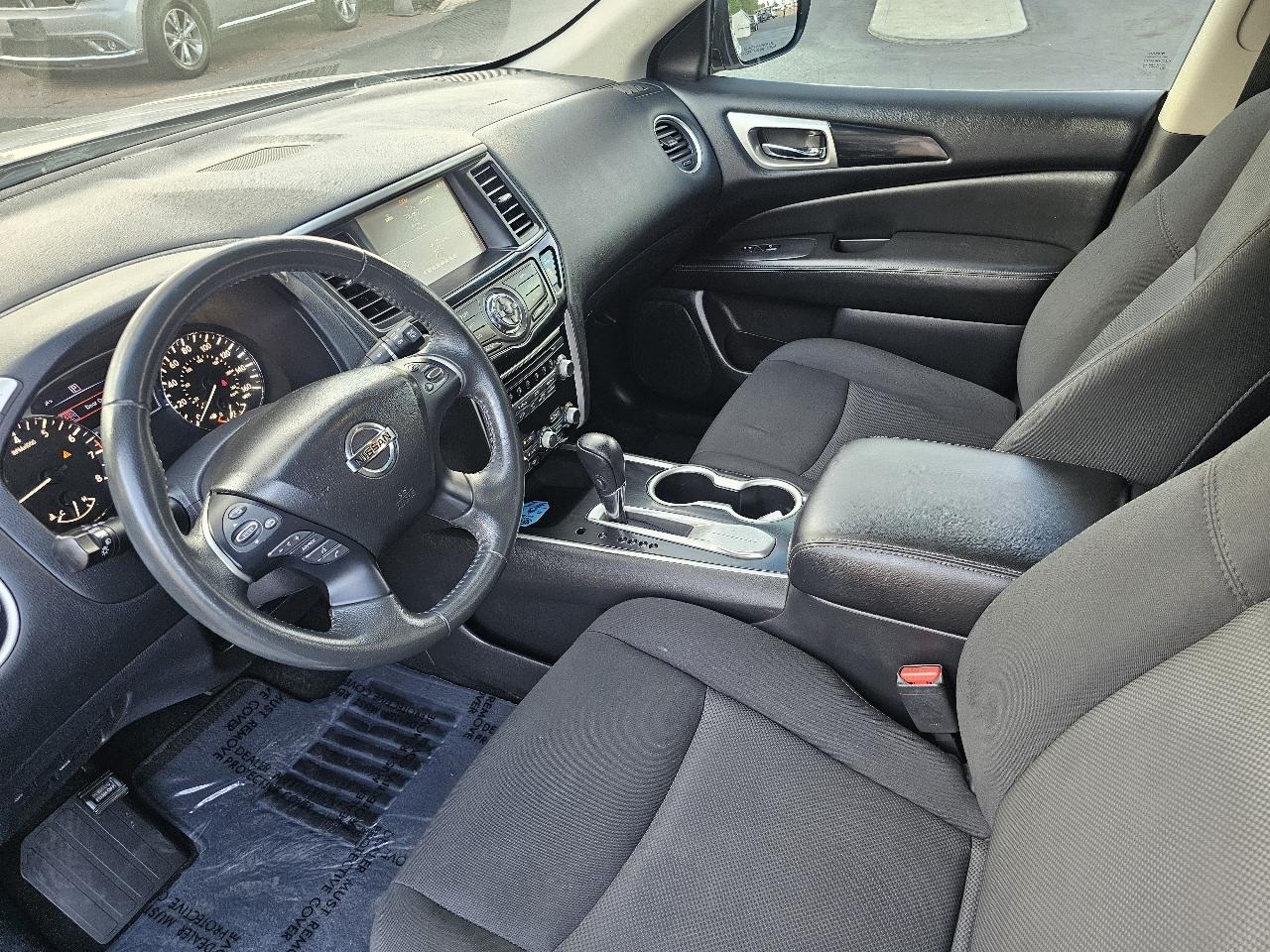 Nissan Pathfinder FWD SV 2018