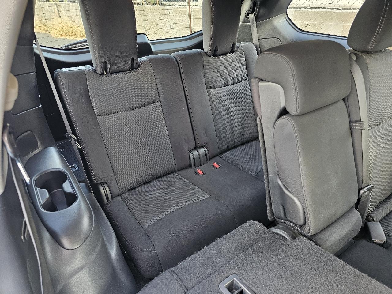 Nissan Pathfinder FWD SV 2018