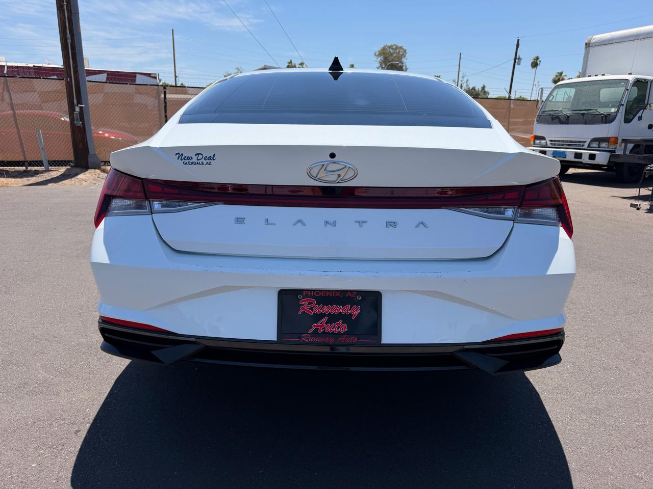Hyundai Elantra SEL IVT *Ltd Avail* 2021
