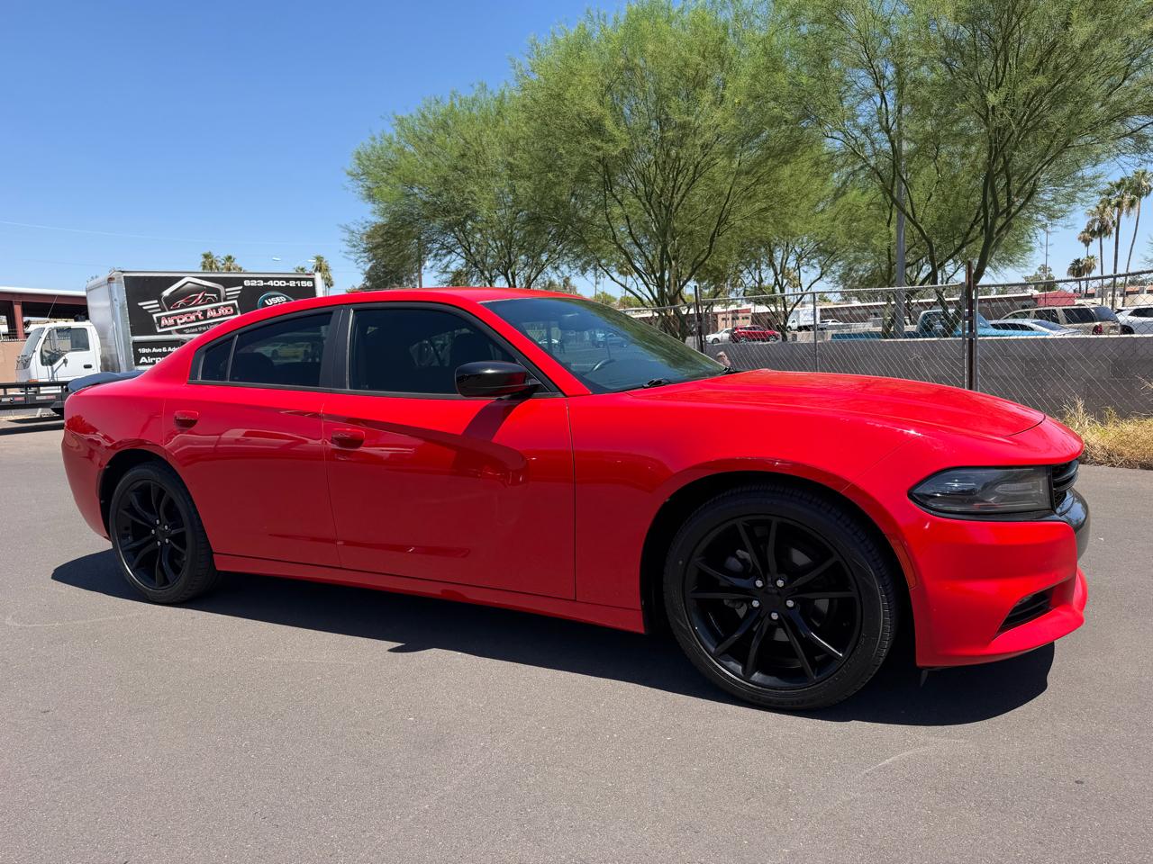 Dodge Charger 4dr Sdn SXT RWD 2016