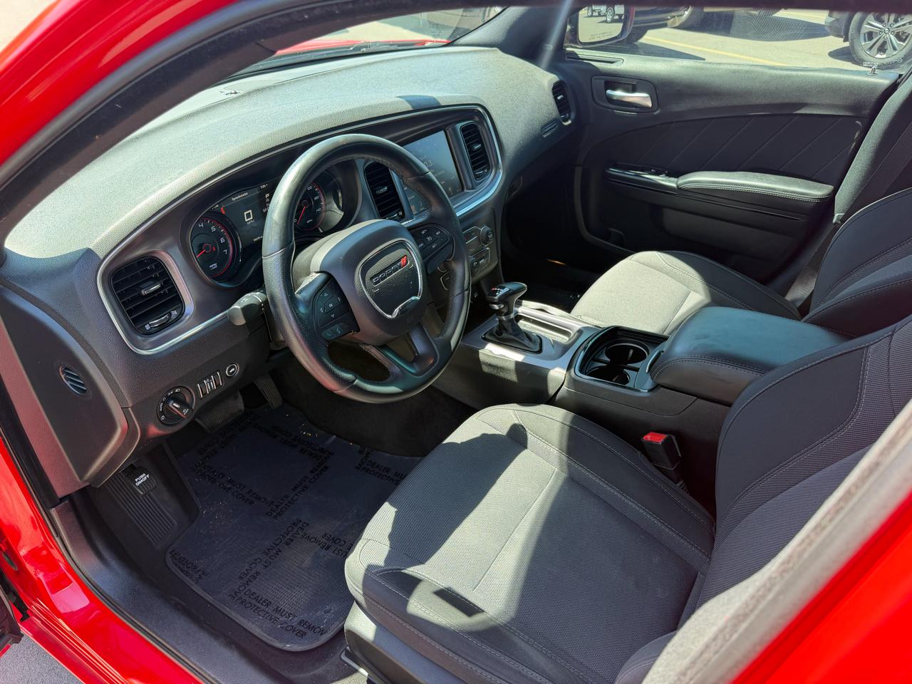 Dodge Charger 4dr Sdn SXT RWD 2016