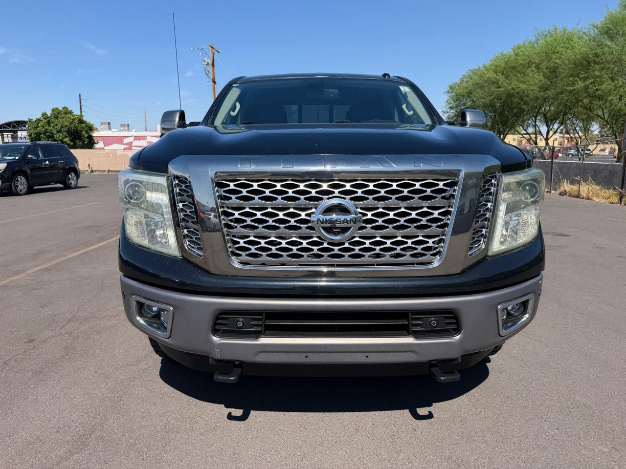 Nissan Titan XD 4WD Crew Cab Platinum Reserve Gas 2016