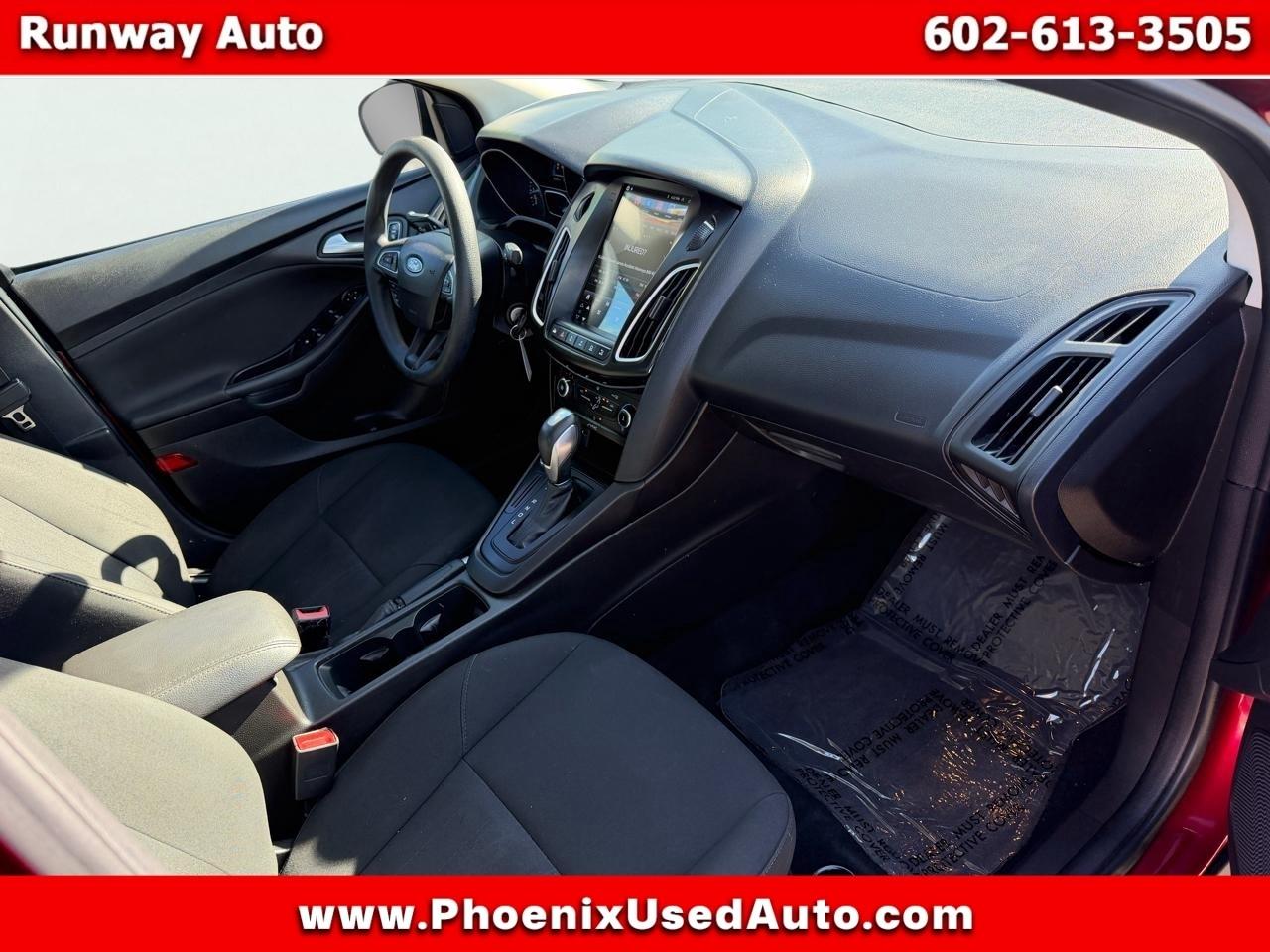 Ford Focus 4dr Sdn SE 2015