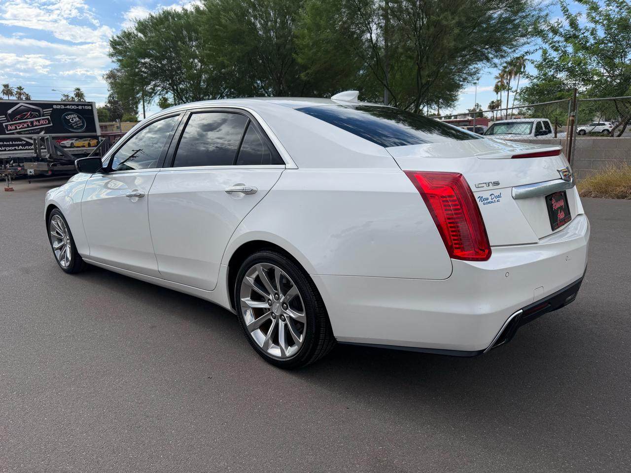 Cadillac CTS Sedan 4dr Sdn 2.0L Turbo Luxury RWD 2017