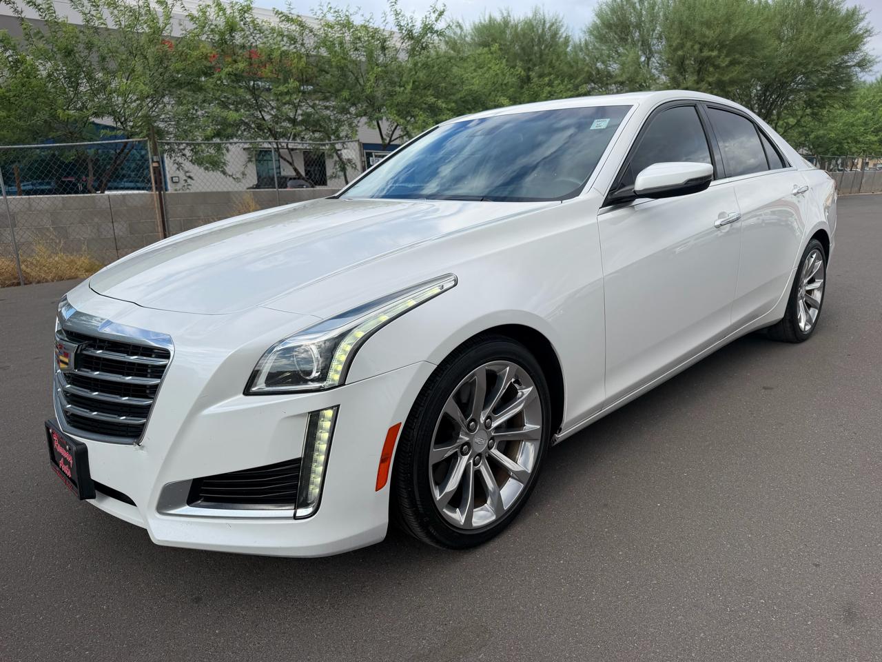 Cadillac CTS Sedan 4dr Sdn 2.0L Turbo Luxury RWD 2017