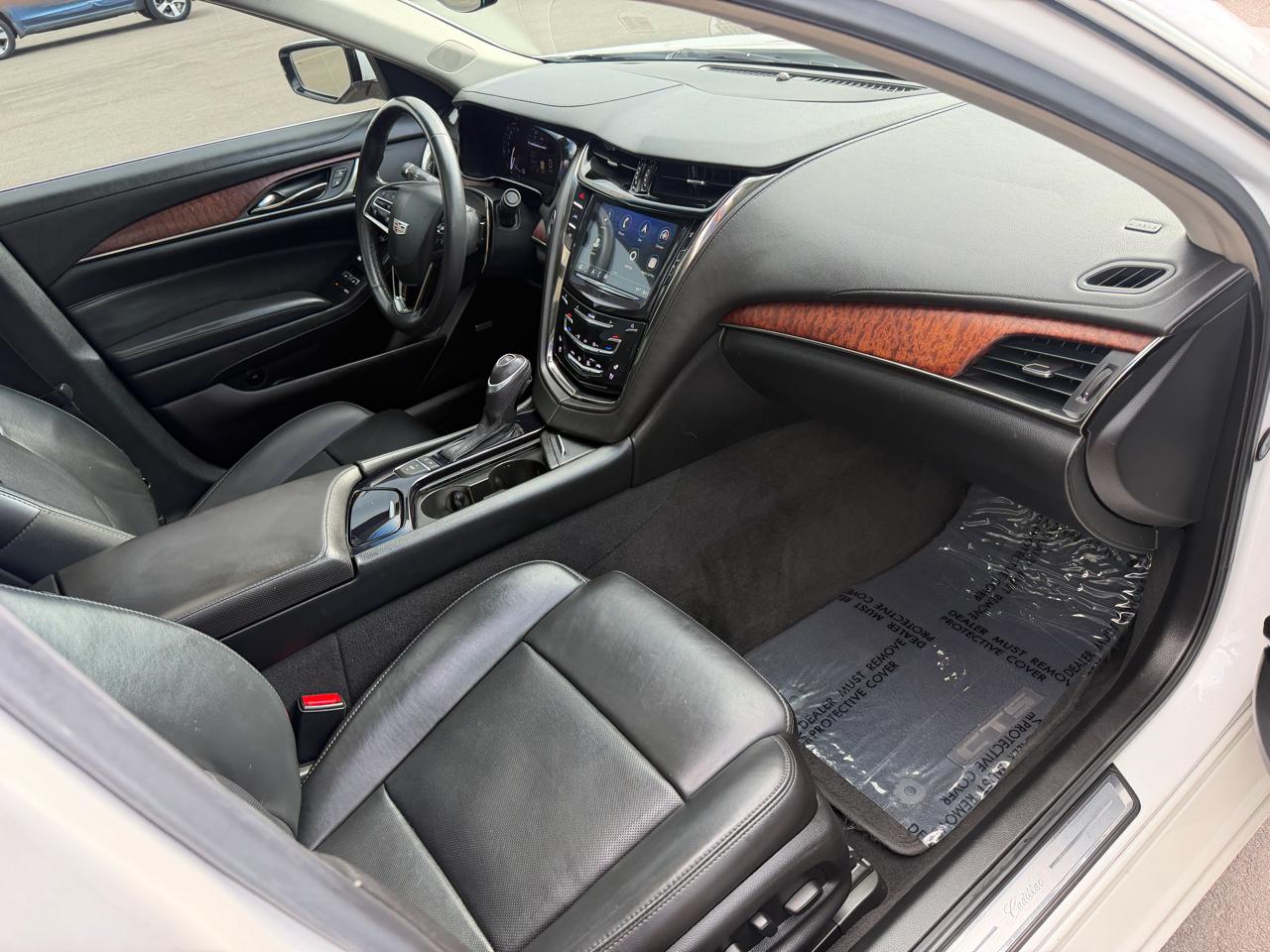 Cadillac CTS Sedan 4dr Sdn 2.0L Turbo Luxury RWD 2017
