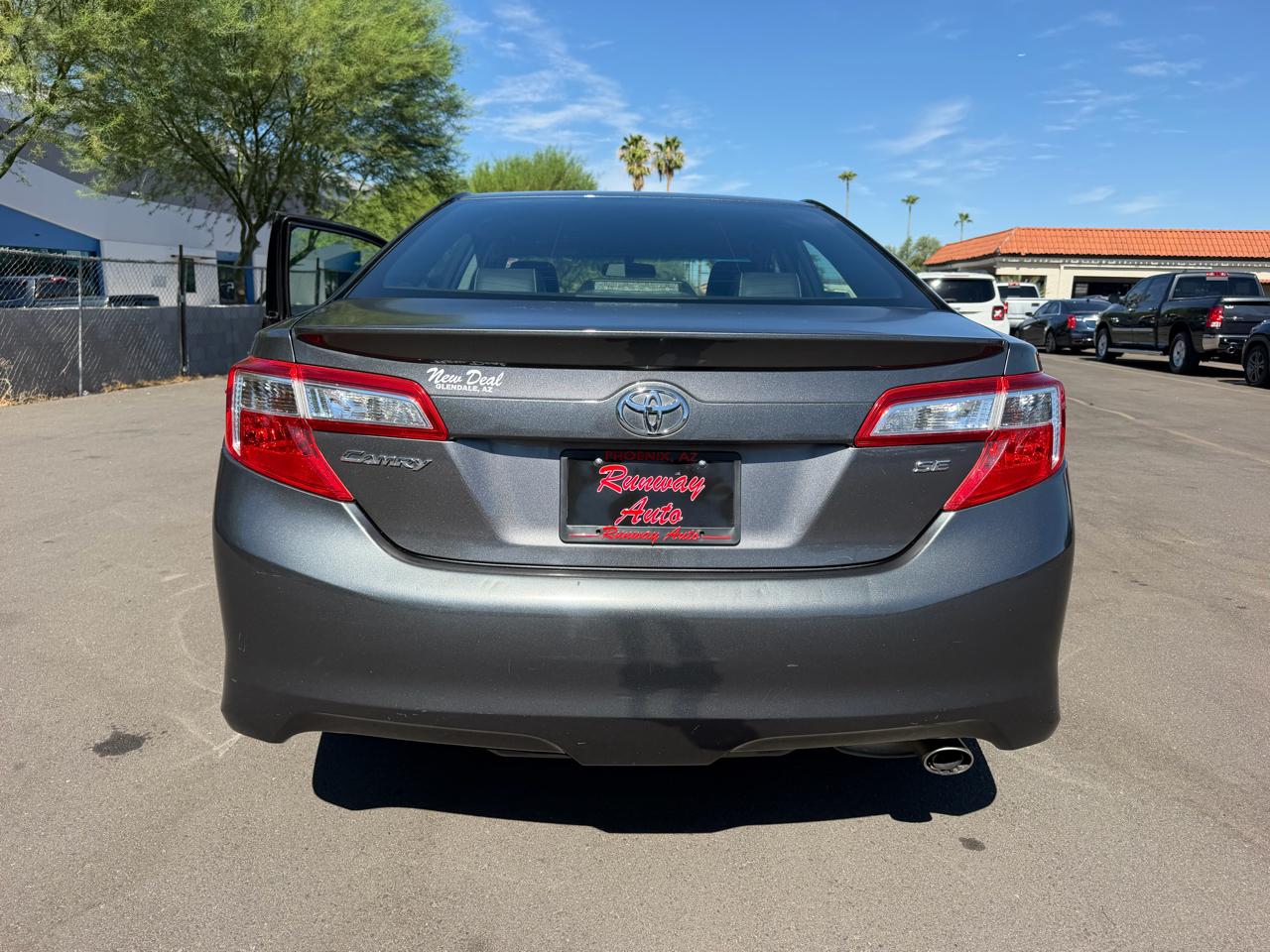 Toyota Camry 2014.5 4dr Sdn I4 Auto SE Sport (Natl) 2014