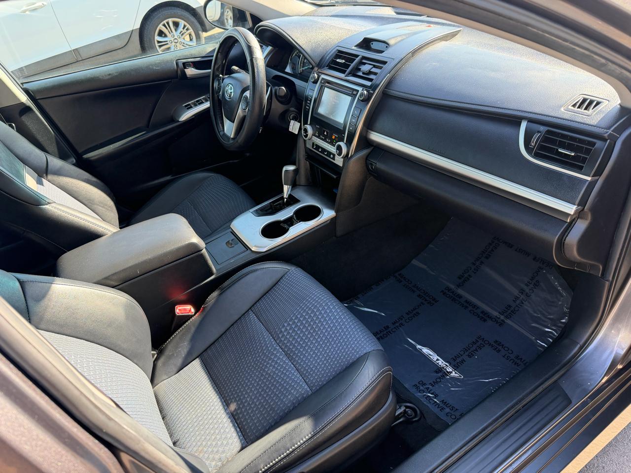 Toyota Camry 2014.5 4dr Sdn I4 Auto SE Sport (Natl) 2014