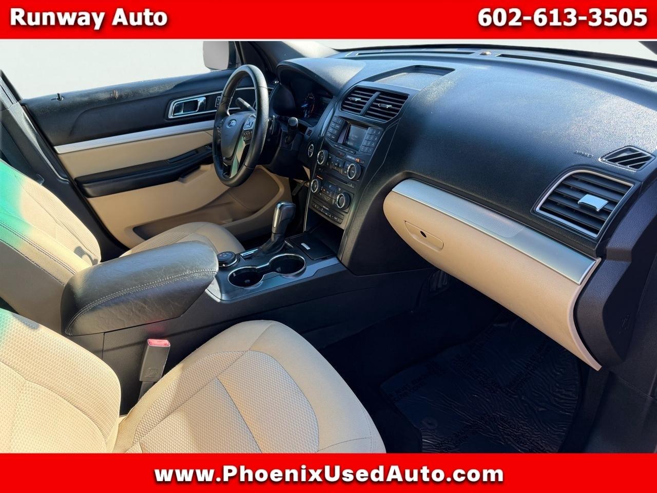 Ford Explorer 4dr 112" WB XLT 4WD 2017