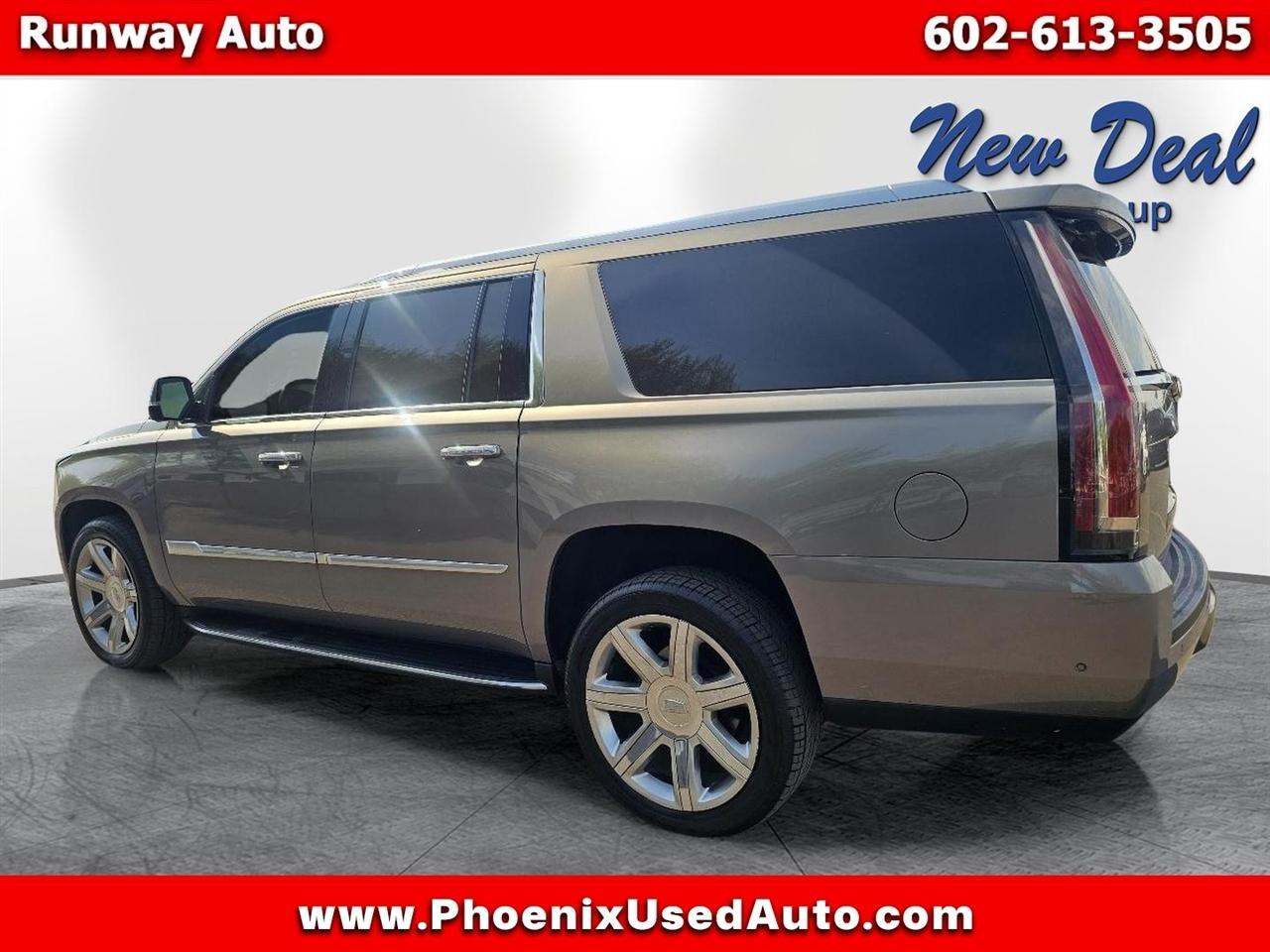 Cadillac Escalade ESV 4WD 4dr Luxury 2018
